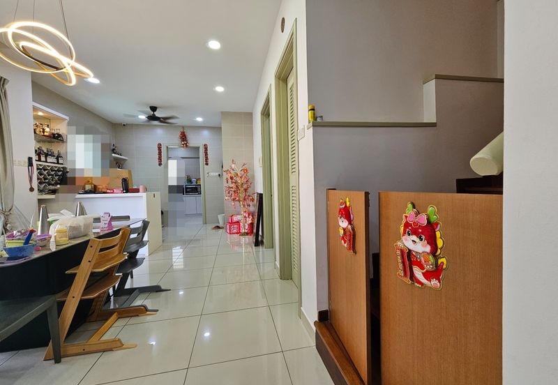 Bandar Sungai Long, Bandar Sungai Long, Selangor Semi-D House @ Corner