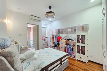 Bandar Sungai Long, Bandar Sungai Long, Selangor Semi-D House @ Corner