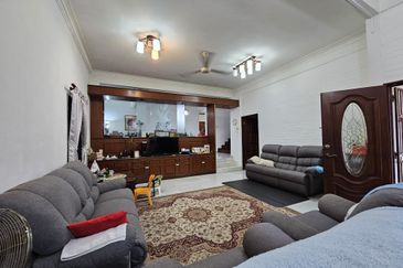 SL 8, Bandar Sungai Long