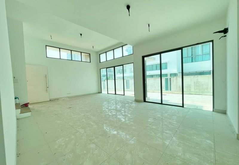 Villa 33, Bukit Manda'rina