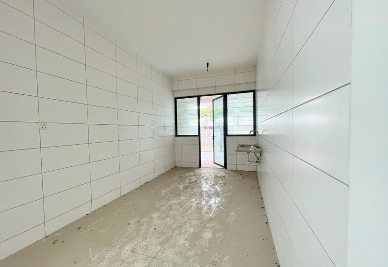 Villa 33, Bukit Manda'rina