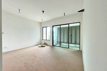 Villa 33, Bukit Manda'rina