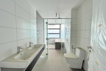 Villa 33, Bukit Manda'rina