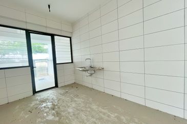 Villa 33, Bukit Manda'rina