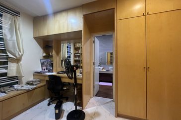 Avenue 2, Lake Valley