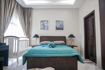 Bandar Tun Hussein Onn