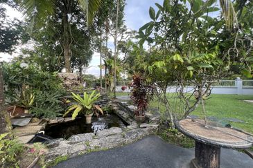 Bandar Tun Hussein Onn