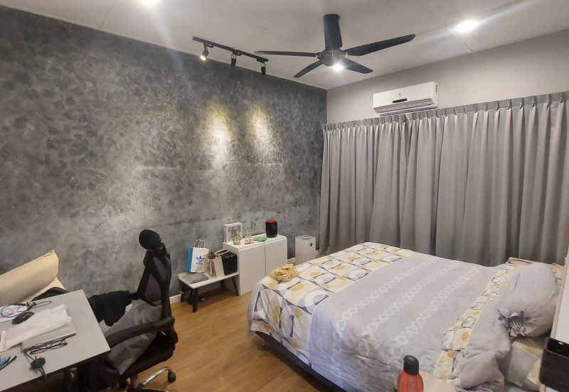 Bandar Sungai Long, Bandar Sungai Long, Selangor Semi-D House