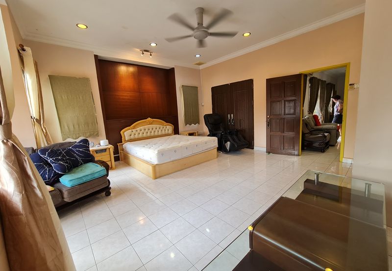 Bandar Sungai Long, Bandar Sungai Long, Selangor Bungalow House