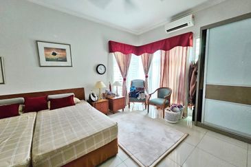 Bandar Tun Hussein Onn