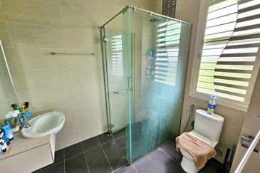 Bandar Tun Hussein Onn