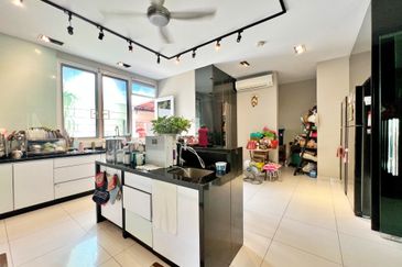 Bandar Tun Hussein Onn