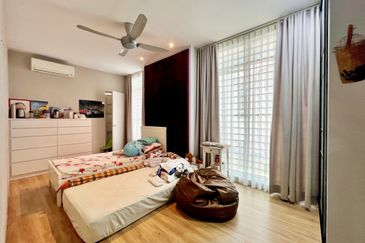 Bandar Tun Hussein Onn