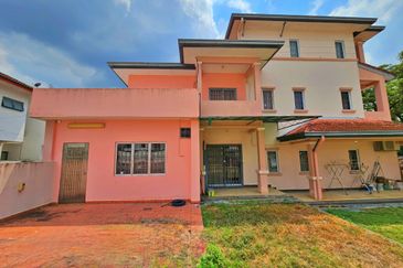 Bandar Sungai Long, Selangor Corner Lot Terrace House