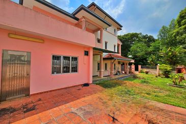 Bandar Sungai Long, Selangor Corner Lot Terrace House