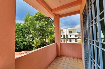 Bandar Sungai Long, Selangor Corner Lot Terrace House