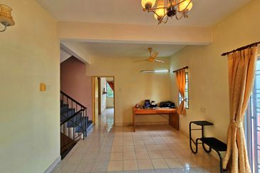 Bandar Sungai Long, Selangor Corner Lot Terrace House