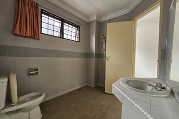 Bandar Sungai Long, Selangor Terrace House