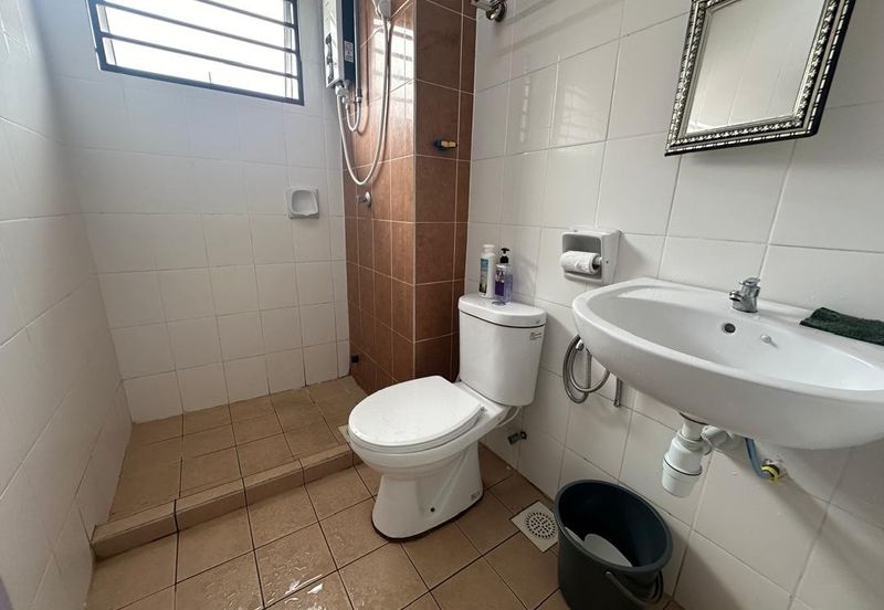 Goodview Residence Bandar Sungai Long, Selangor Terrace House