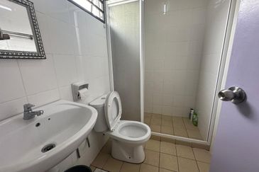 Goodview Residence Bandar Sungai Long, Selangor Terrace House