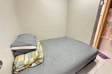 Goodview Residence Bandar Sungai Long, Selangor Terrace House