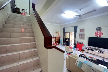 Jalan Damai Perdana 2 