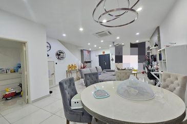 Jalan Damai Perdana 2 