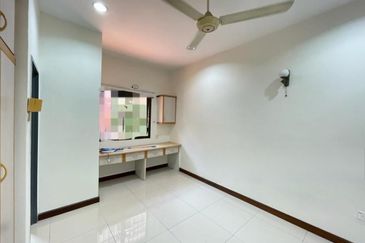Bandar Sungai Long, Selangor Terrace House