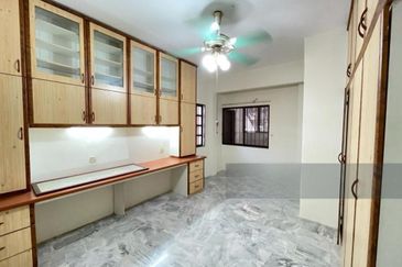 Bandar Sungai Long, Selangor Terrace House