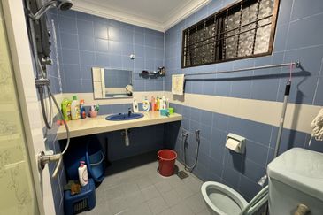 Bandar Sungai Long, Selangor Terrace House