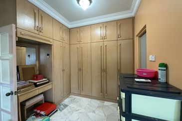 Bandar Sungai Long, Selangor Terrace House