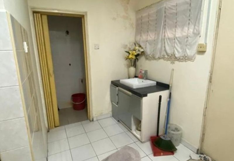 Taman Desa, Kuala Lumpur Terrace House