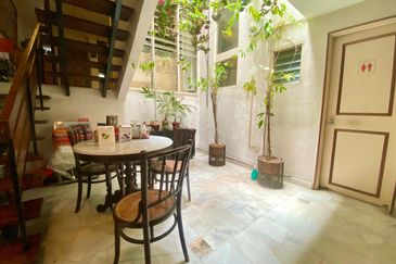 Taman Desa, Kuala Lumpur Terrace House