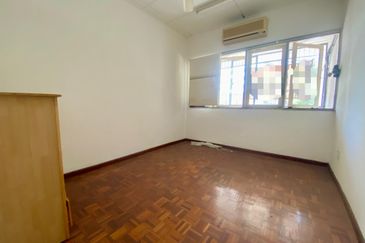 Taman Desa, Kuala Lumpur Terrace House