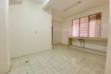 Taman Desa, Kuala Lumpur Terrace House