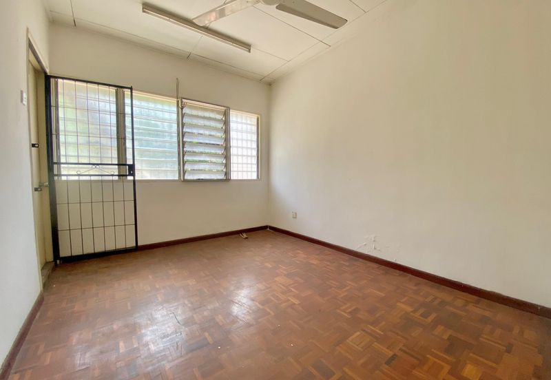 Taman Desa, Kuala Lumpur Terrace House