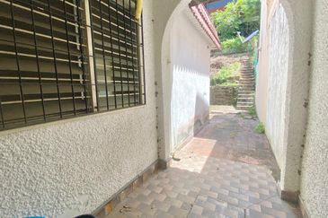 Taman Desa, Kuala Lumpur Terrace House