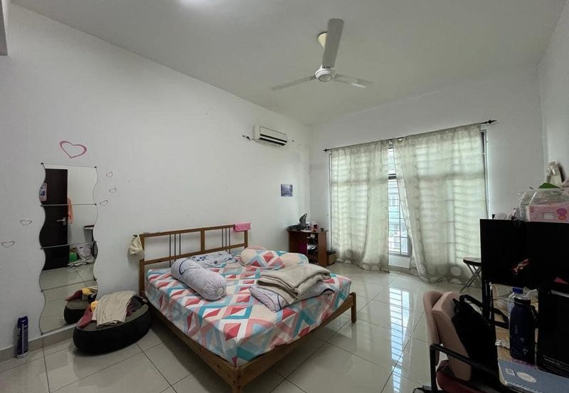 D'Premier @ Bandar Damai Perdana