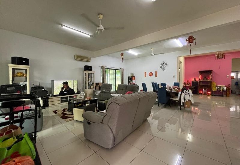 D'Premier @ Bandar Damai Perdana