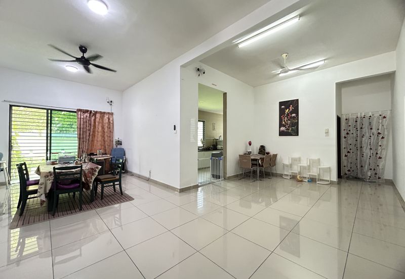 D'Premier @ Bandar Damai Perdana