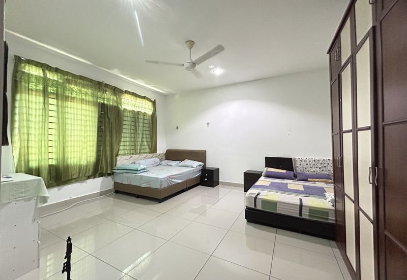 D'Premier @ Bandar Damai Perdana