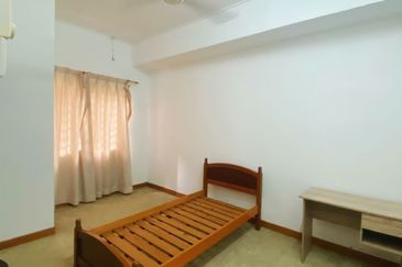 Bandar Sungai Long, Selangor Endlot Superlink House 