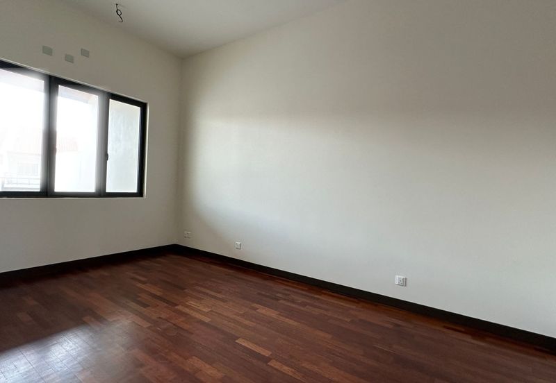 Tiara Hills, Taman Taynton View