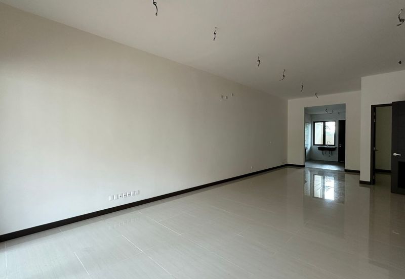 Tiara Hills, Taman Taynton View