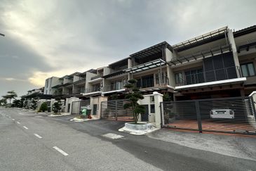 Tiara Hills, Taman Taynton View