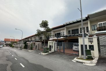 Tiara Hills, Taman Taynton View