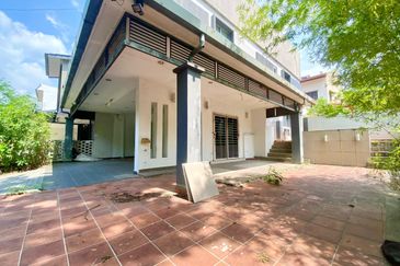 Taman Desa, Kuala Lumpur Corner Terrace House