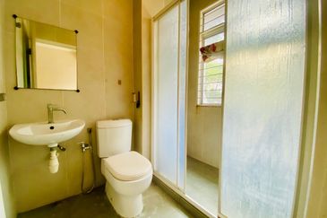 Taman Desa, Kuala Lumpur Corner Terrace House