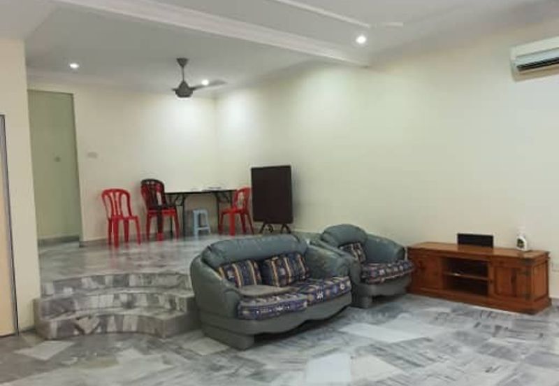 SL 2, Bandar Sungai Long