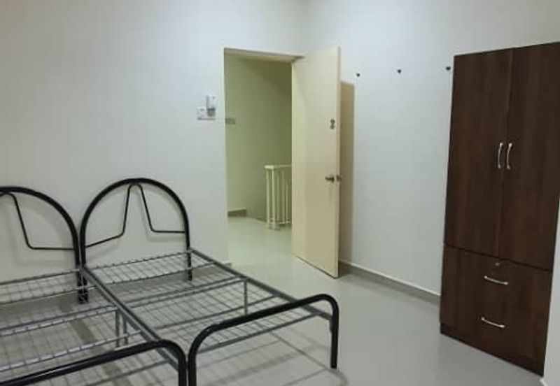 SL 2, Bandar Sungai Long